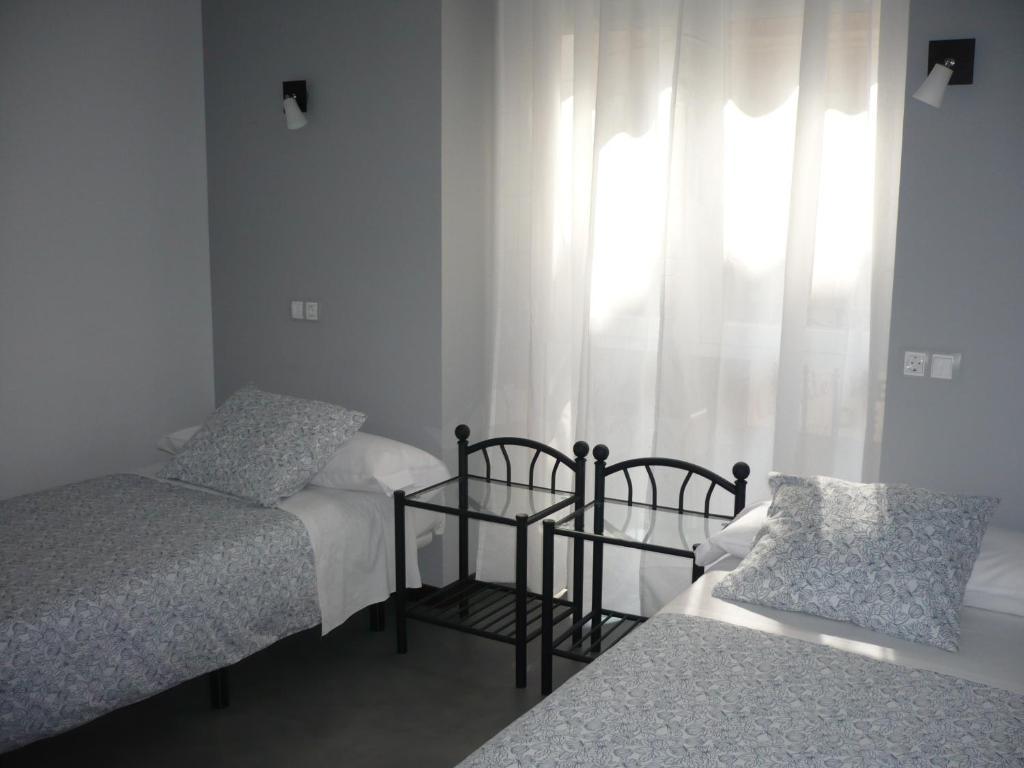 Hostal Cibeles Madrid Kültér fotó