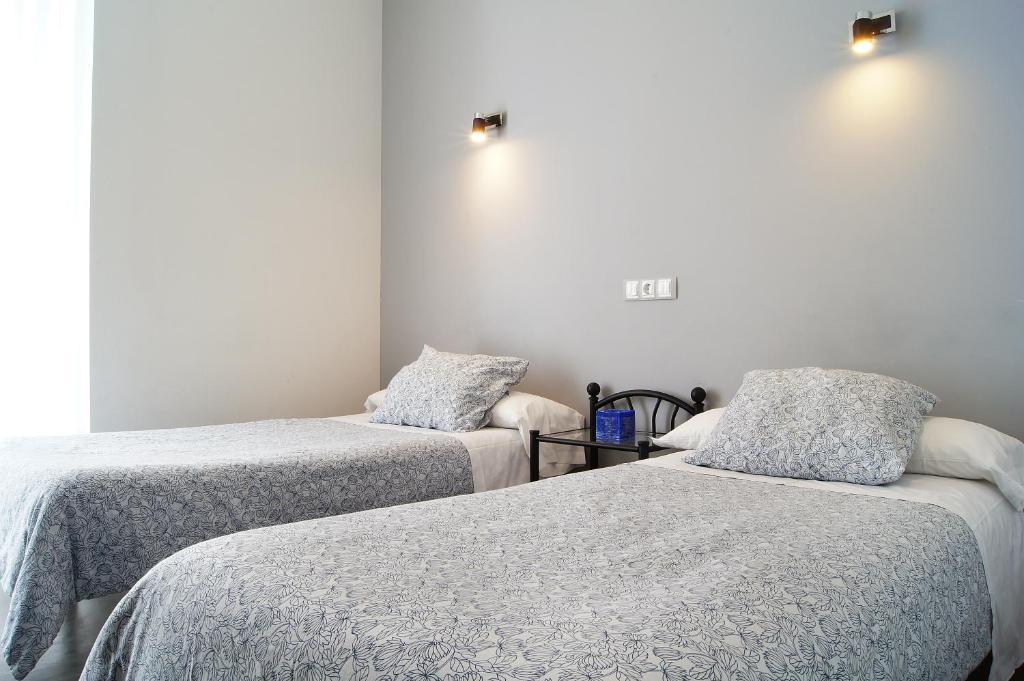 Hostal Cibeles Madrid Kültér fotó