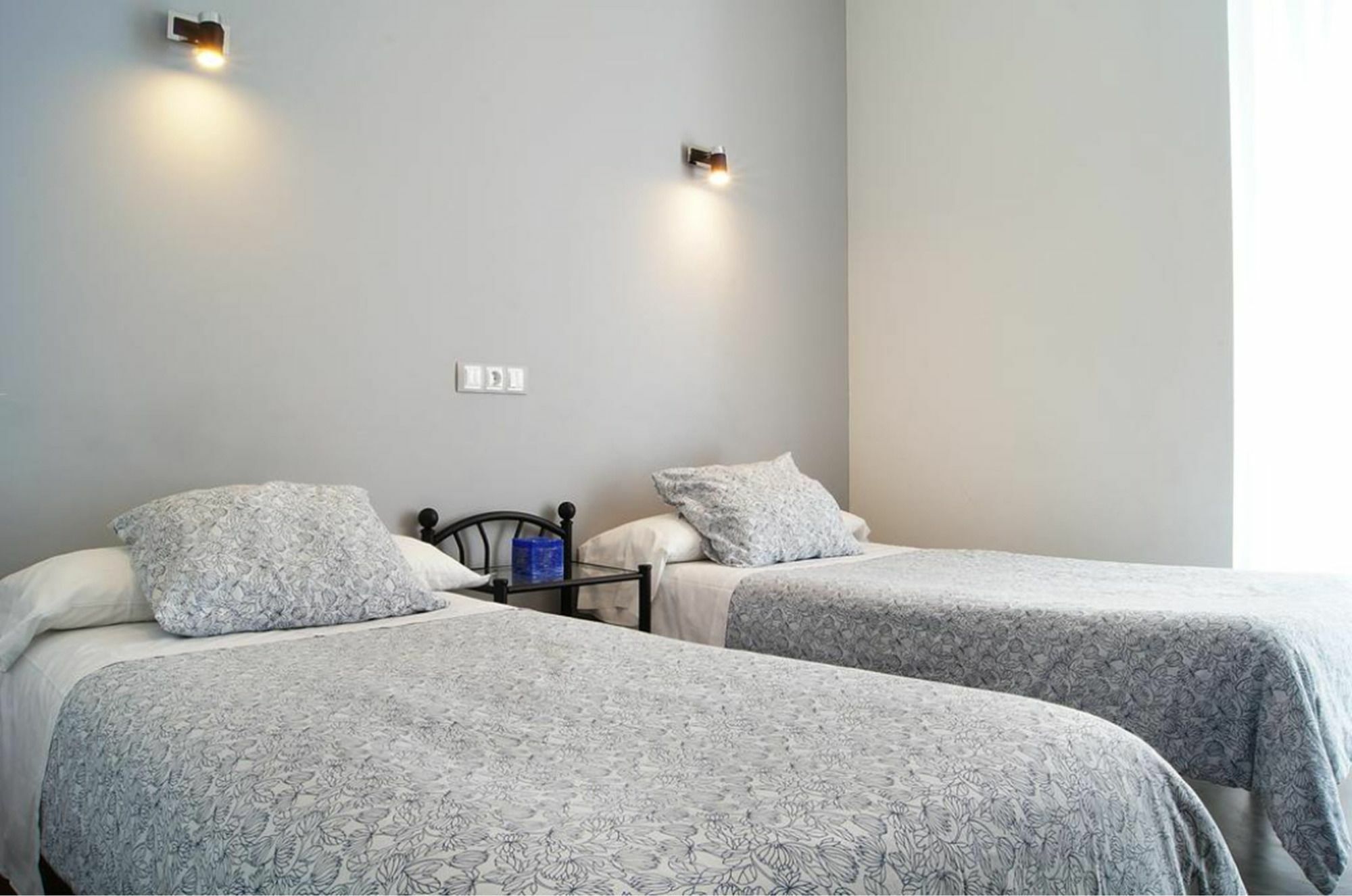 Hostal Cibeles Madrid Kültér fotó